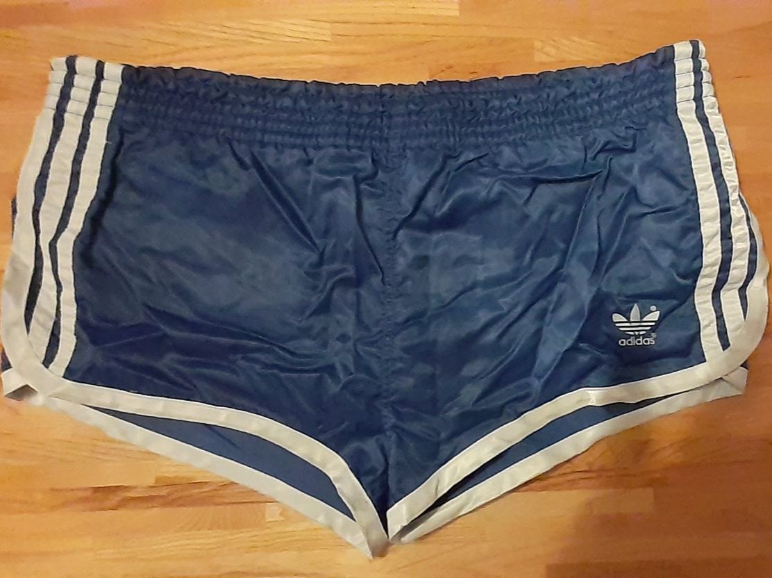 Adidas Pantaloni: ADIDAS Vintage Nylon Sprinter Shorts D6 – Nuovo (secondo la descrizione) da Appenzell venduto da fibuking