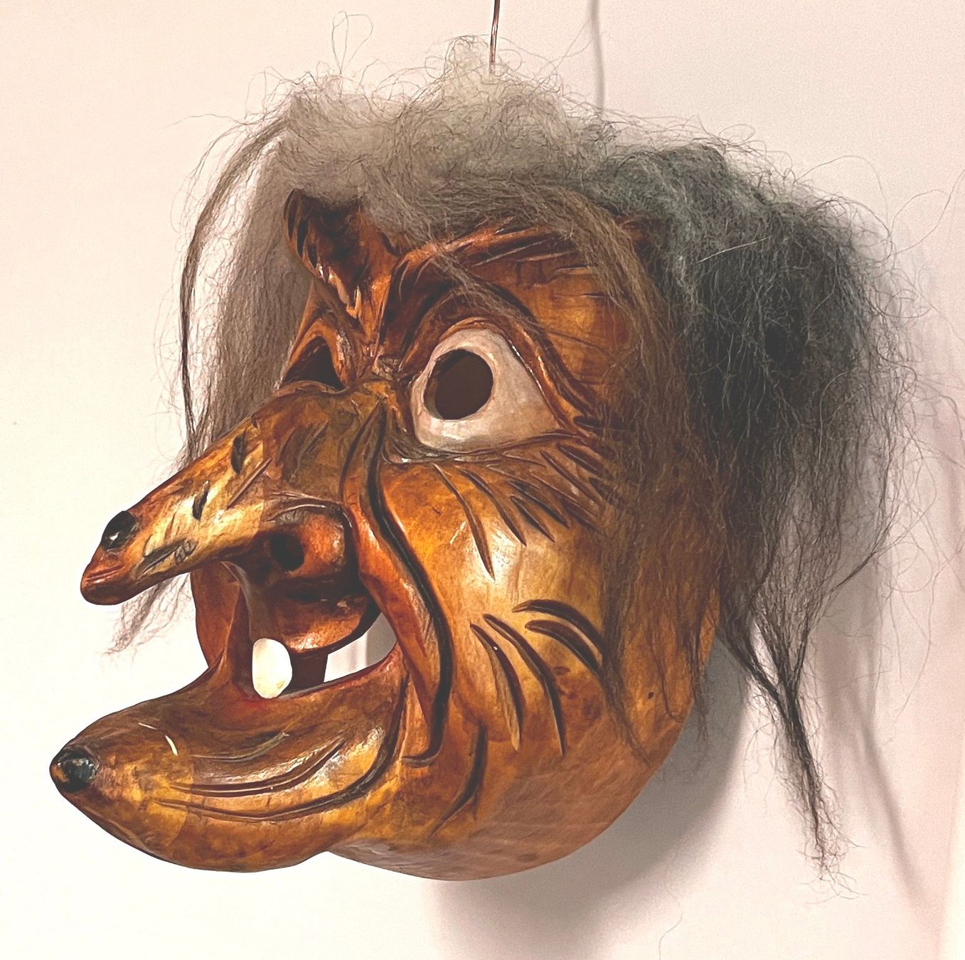 Maschere: Original Krienser Holz Tragmaske, Kriens – Usato da Obernau venduto da Wgnom 2