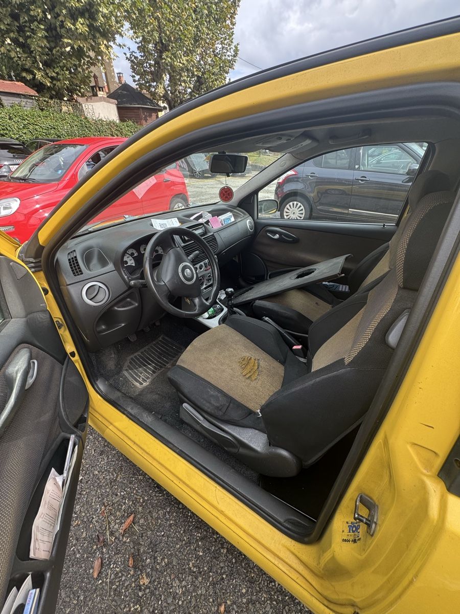 Autos: Fiat punto sporting – Defekt aus Bioggio von ale_jgl5 1