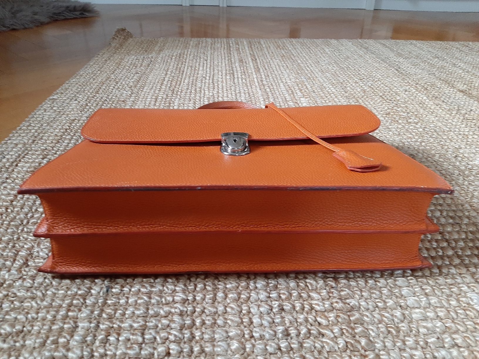Valigie & Borse: Melette orange 100%cuir – Usato da Lausanne venduto da Cognitia 1