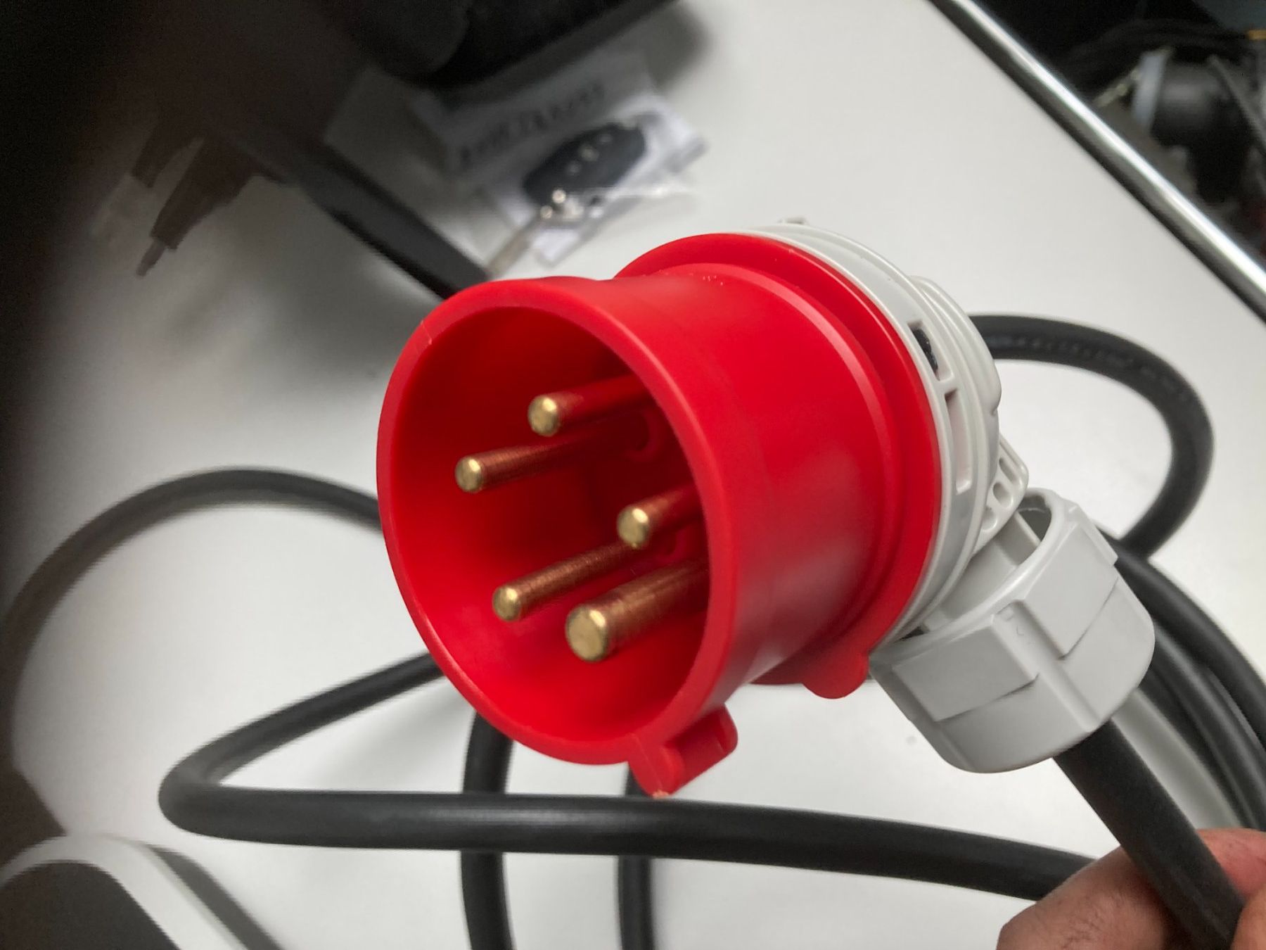 Cavi: ŠKODA iV E-Auto Ladekabel und Stecker Type2 – Usato da Cham venduto da WB2223 3