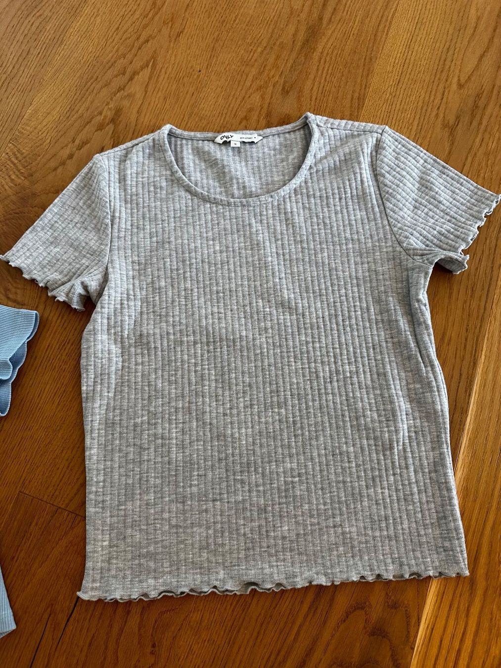 Lotti di vestiti: 9 T-Shirts Gr. 34/36 – Usato da Sissach venduto da tapasu 6