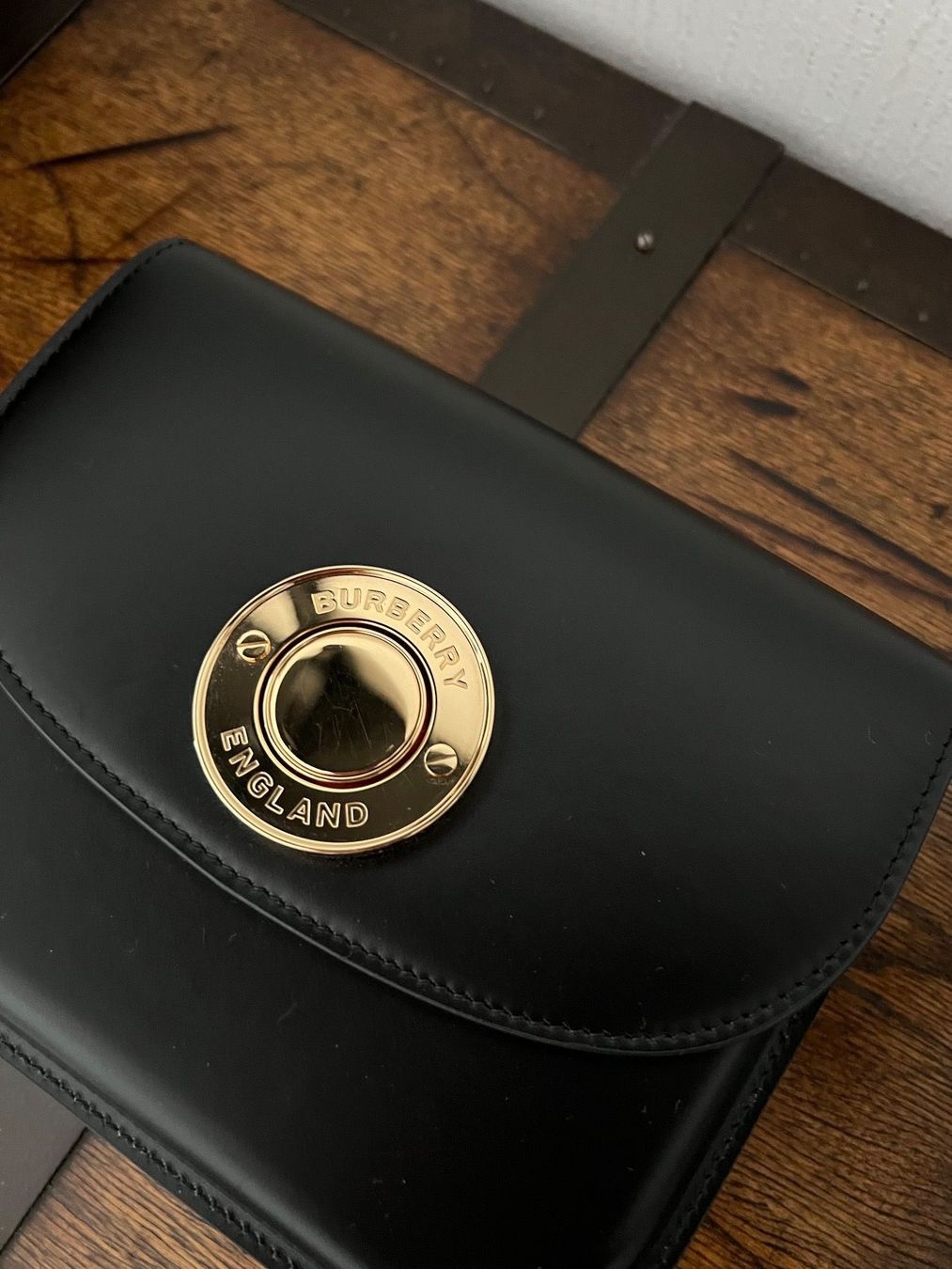 Burberry Borse da donna: BURBERRY Black Small Elizabeth Leather Bag – Usato da Lausanne venduto da dia_xs9l 7