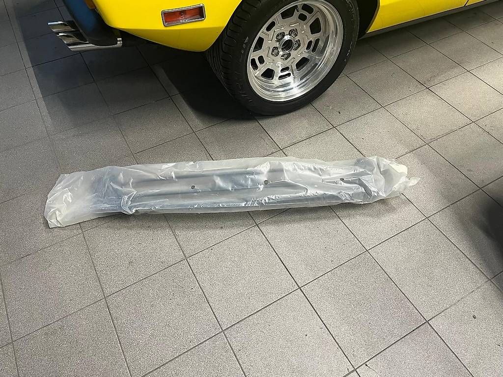 Tutti i ricambio: Kühlergrill IVECO Daily Neu & Originalverpackt   – Usato da Mauren venduto da lotus_46 1