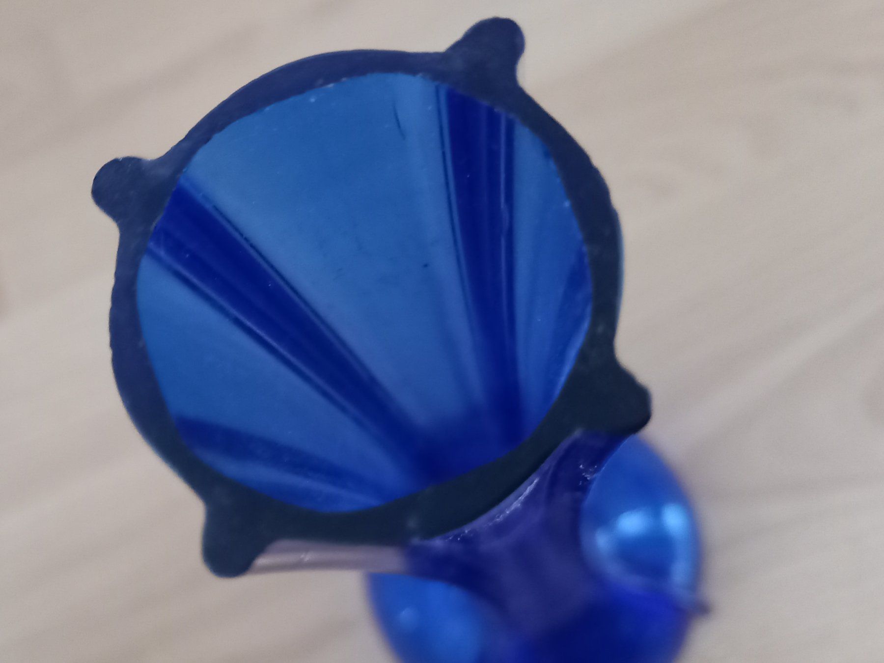 Vasi & Recipienti: Blaue Blumenvase, ca. 30 cm lang – Usato da Obernau venduto da Corolli 2