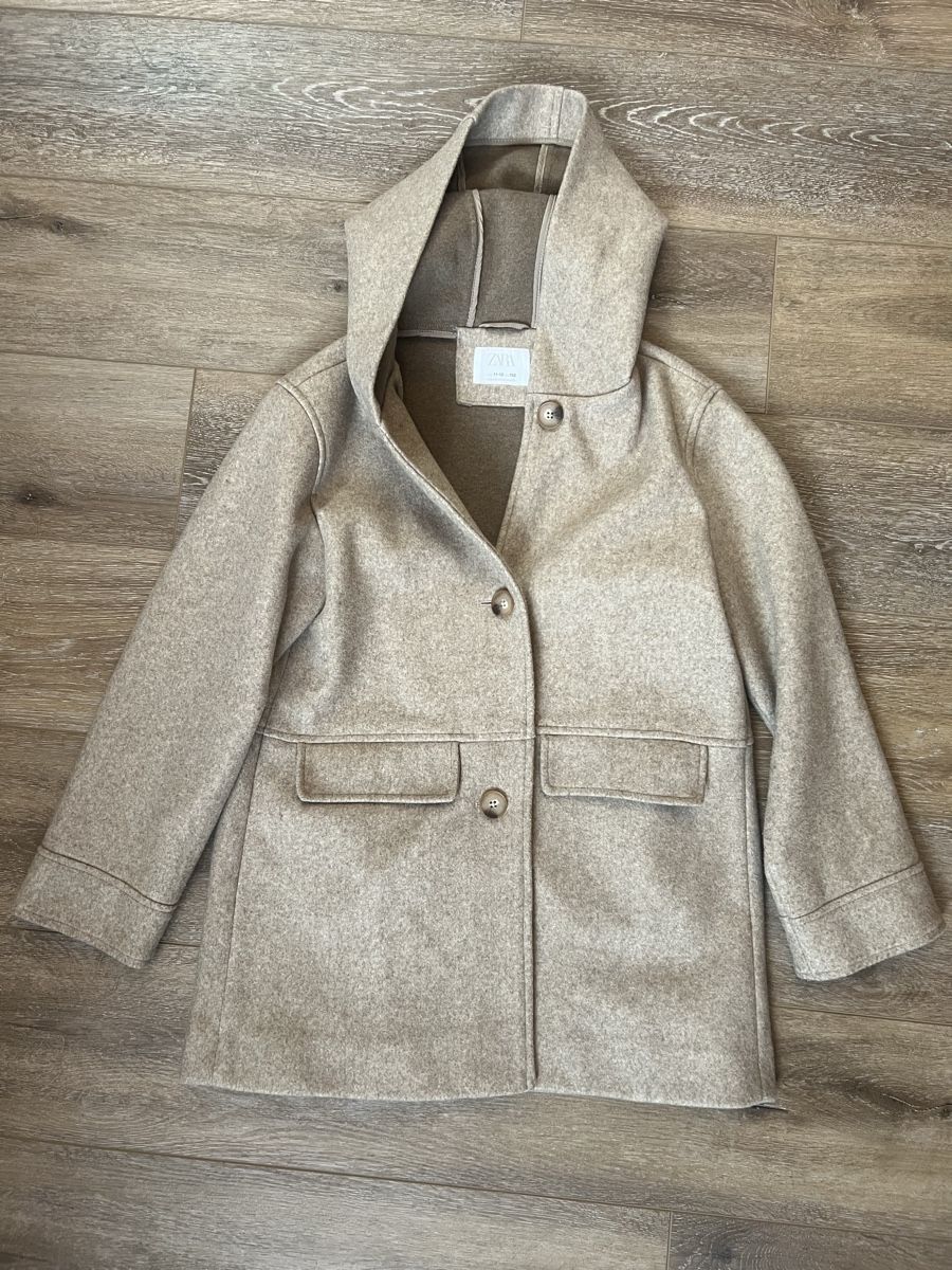 Zara Giacche & Cappotti: Zara Mantel Grösse 152 – Usato da Würenlingen venduto da Isa750