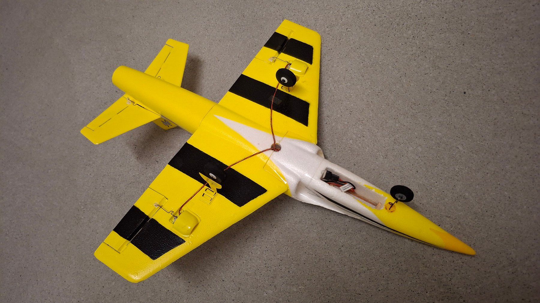 E-Flite RC Modellbau: HABU Jet 180 DF – Neu und originalverpackt aus Rafz von Tasmaniette 2