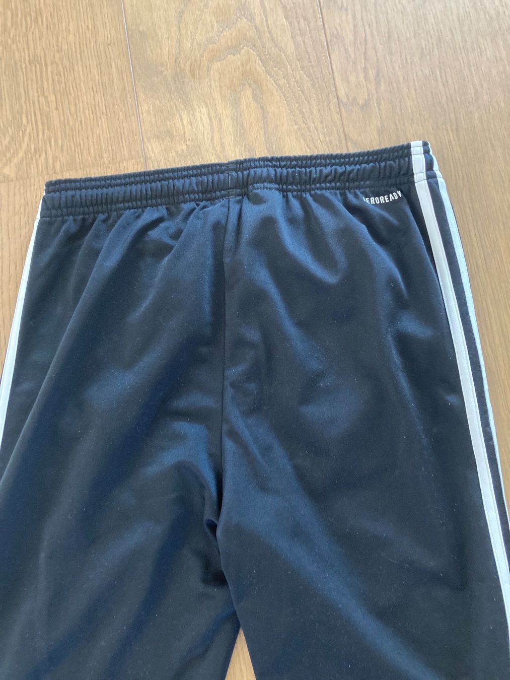 Lotti & Set di vestiti: Addidas Trainer 2tlg. Gr.164 – Nuovo (secondo la descrizione) da Zollikofen venduto da gamel01 3