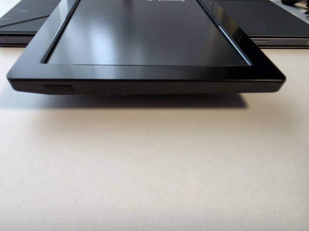Tablettes PC: Kobo Aura H2O E-Reader (6.8", Beleuchtung, MicroSD) – D'occasion à Zürich par hyroxer 4