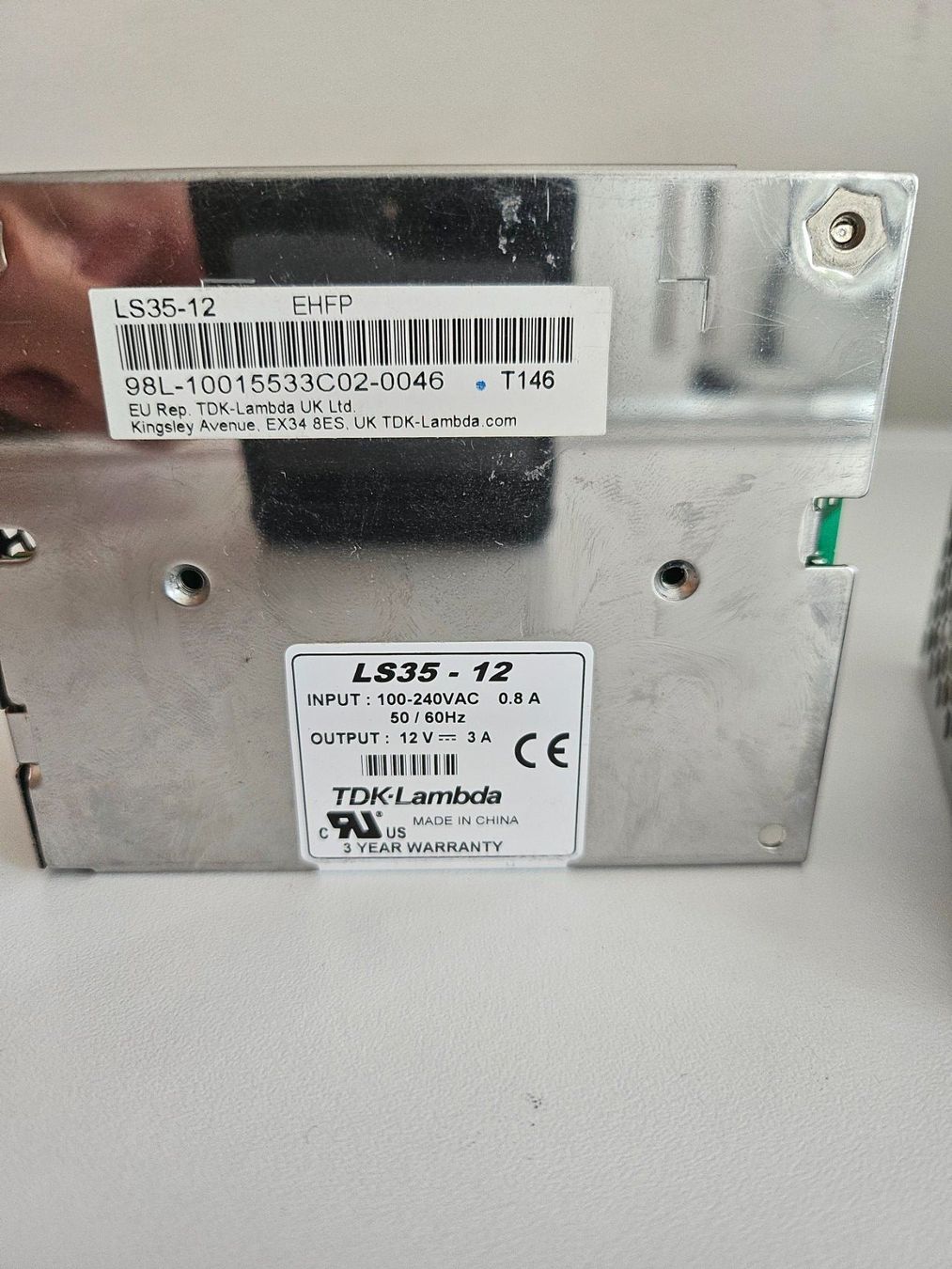 Componenti elettronici: 2 Netzgeräte TDK Lamda 12V 3A – Usato da Landquart venduto da Spirit6 2