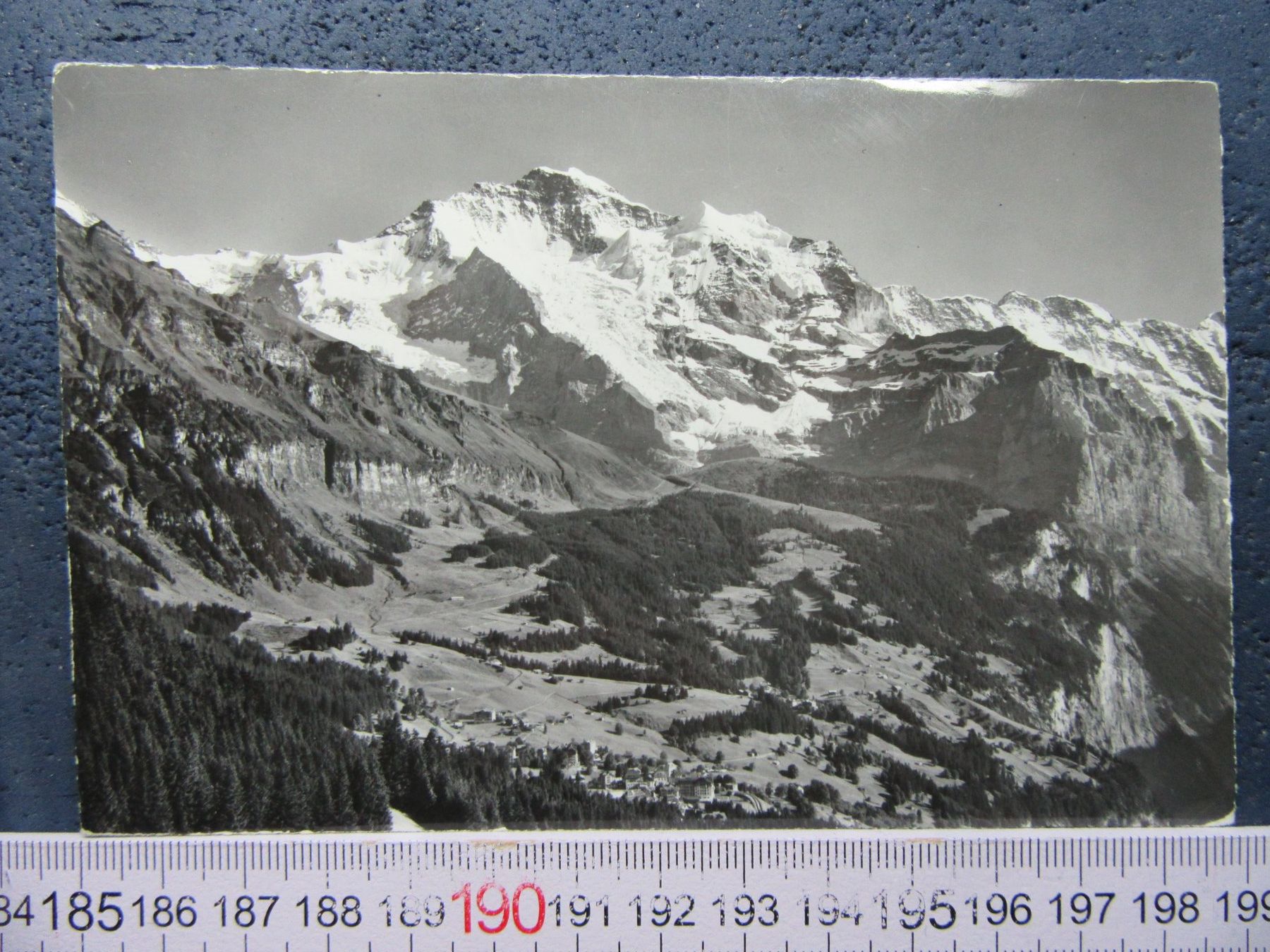 Cartoline postali: WENGEN MIT JUNGFRAU BEO AK – Usato da Ettingen venduto da Hausi4711