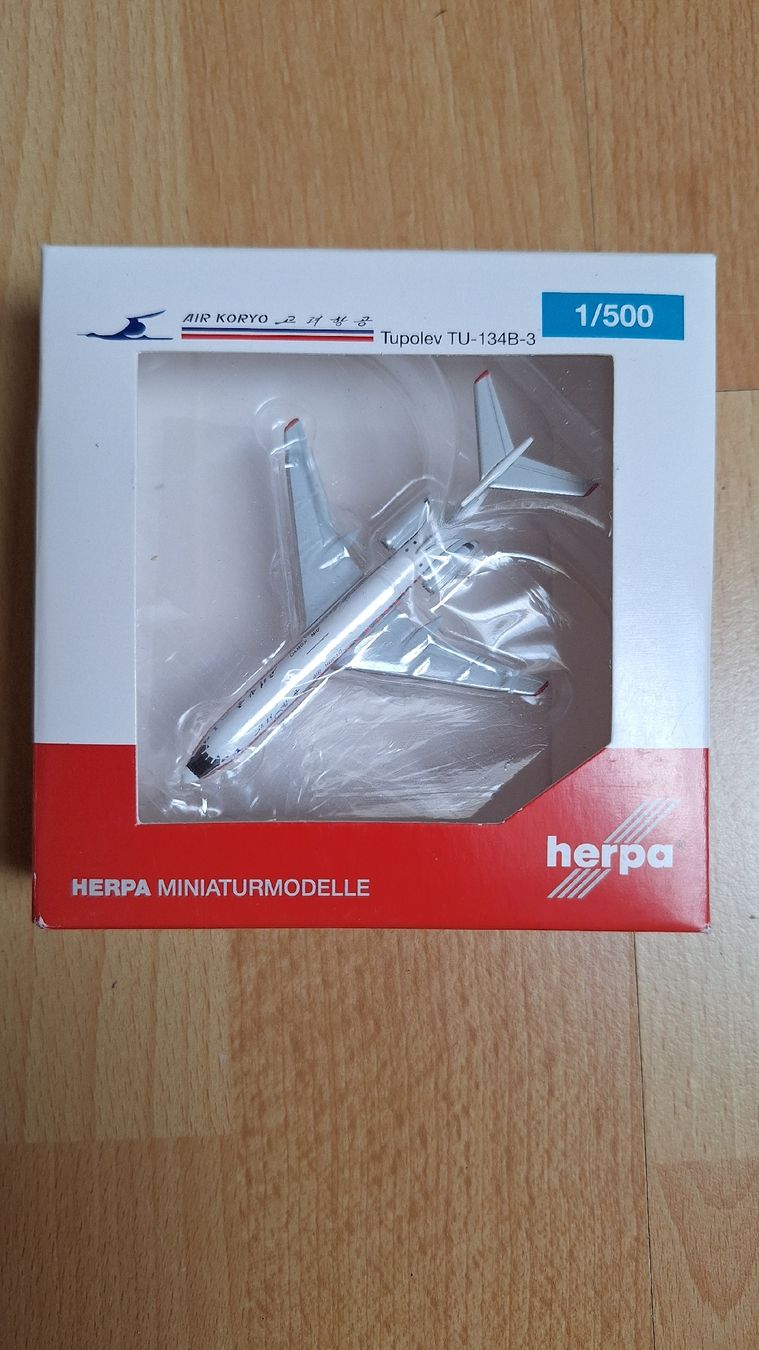 Herpa Kit di modellismo & Modellini statici: Air Koryo Tupolev TU 134 B-3 – Nuovo e nell'imballaggio originale da Langnau am Albis venduto da Sihl15