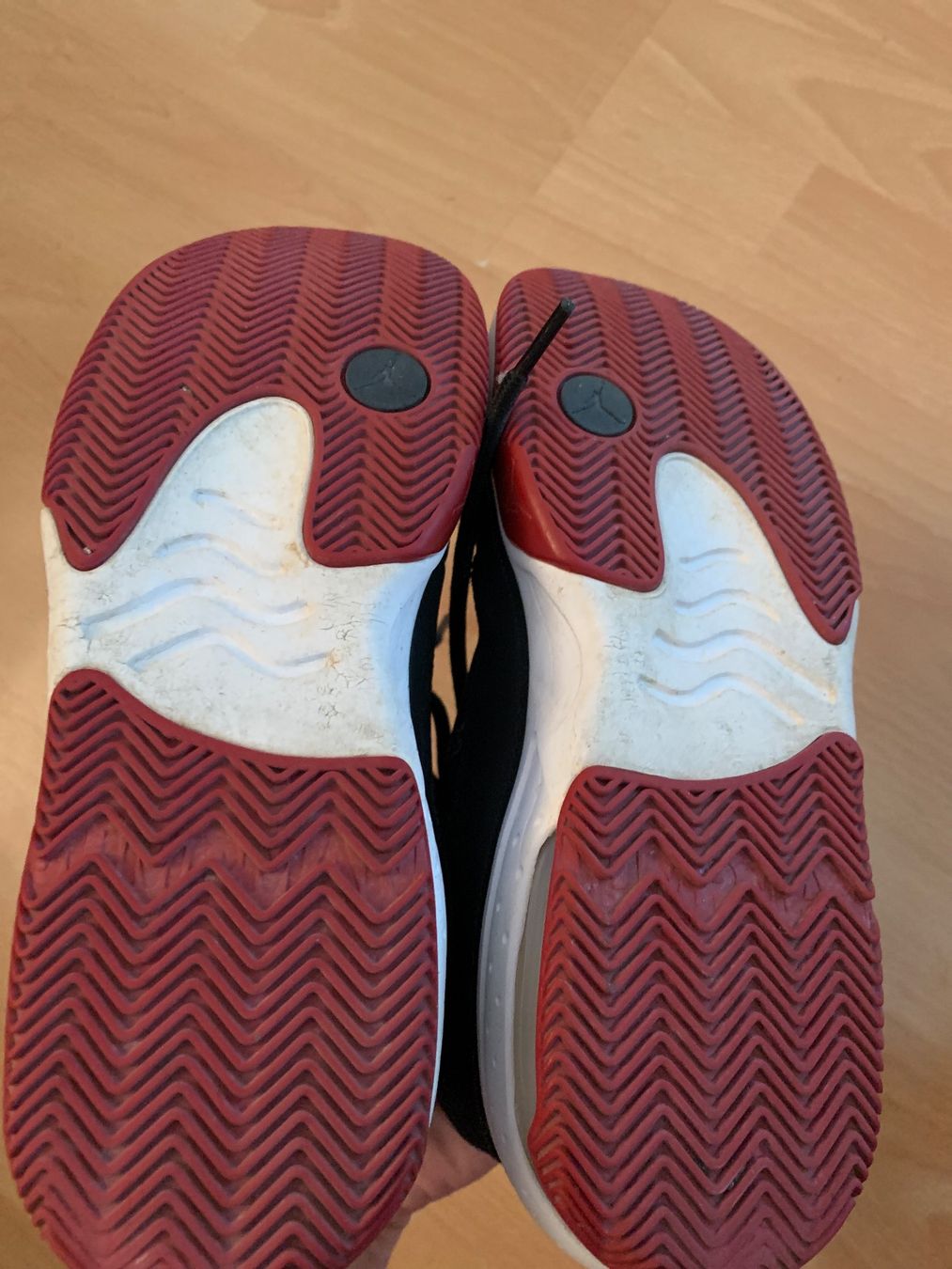 Jordan Scarpe da uomo: Baskets Nike Air Jordan Max Aura 2 p. 37.5 – Usato da MEYRIN venduto da Gwendo10 4
