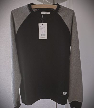 2 Sweat Shirts (1 neu), Herren Grösse S