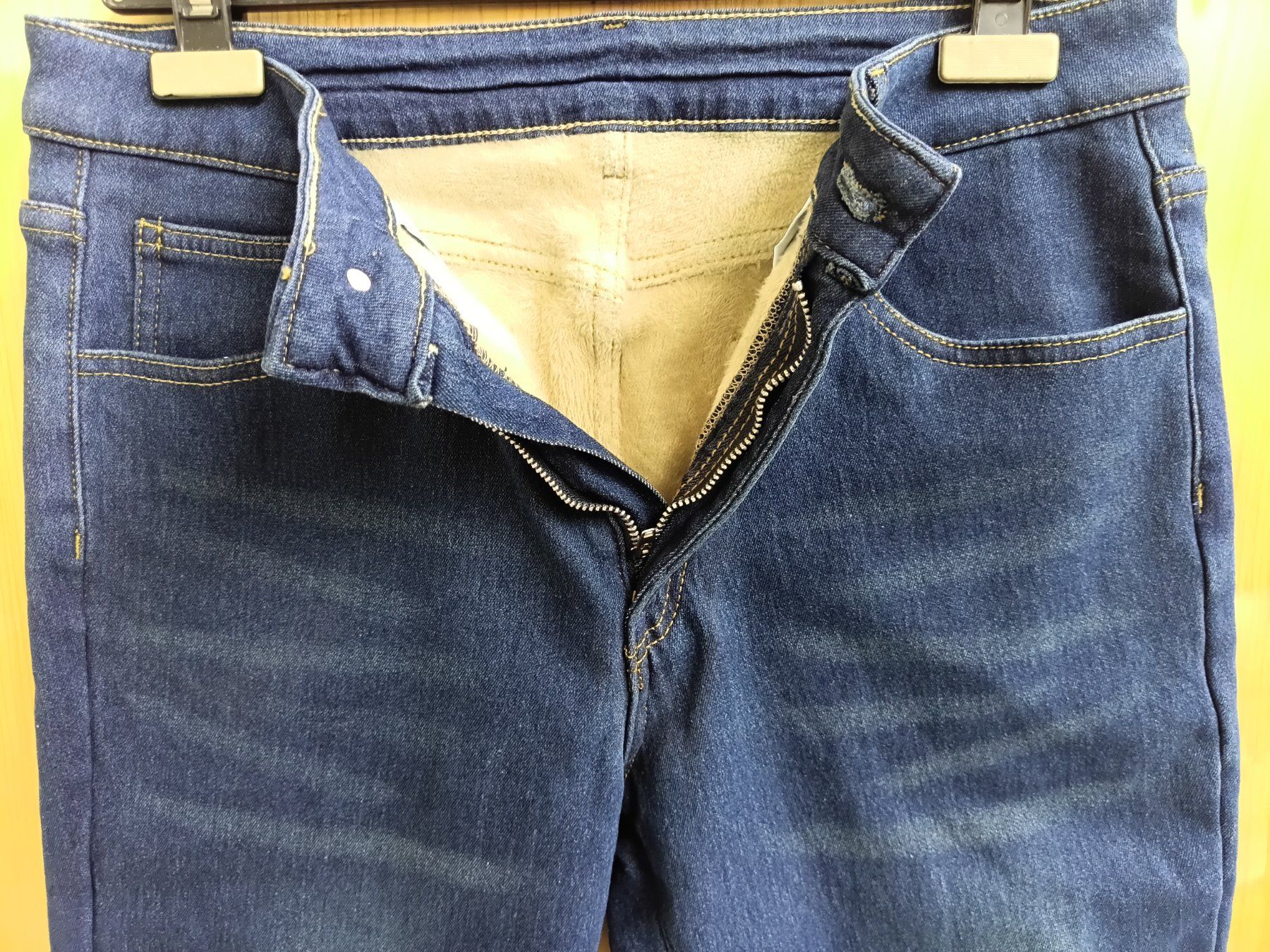 Jeans: gefütterte Herren-Jeans – Nuovo e nell'imballaggio originale da Wängi venduto da Ladys_First 2