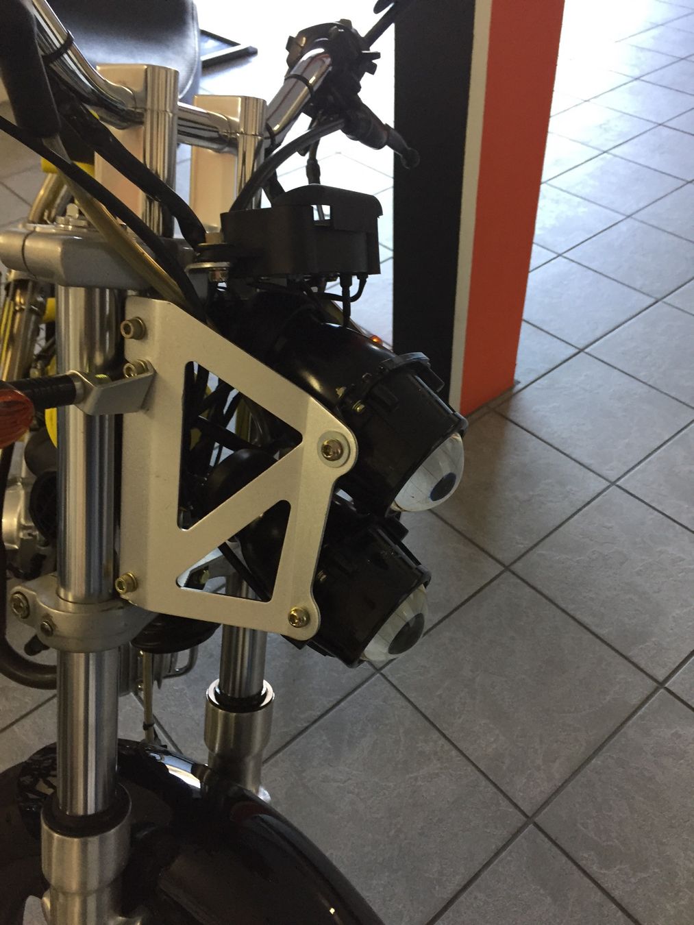 Strasse: Mad Ass 125er – Gebraucht aus Hellikon von str_g5yn