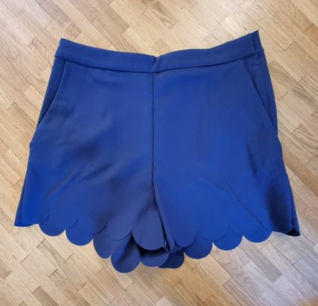 Short femme H&M bleu foncé taille 38