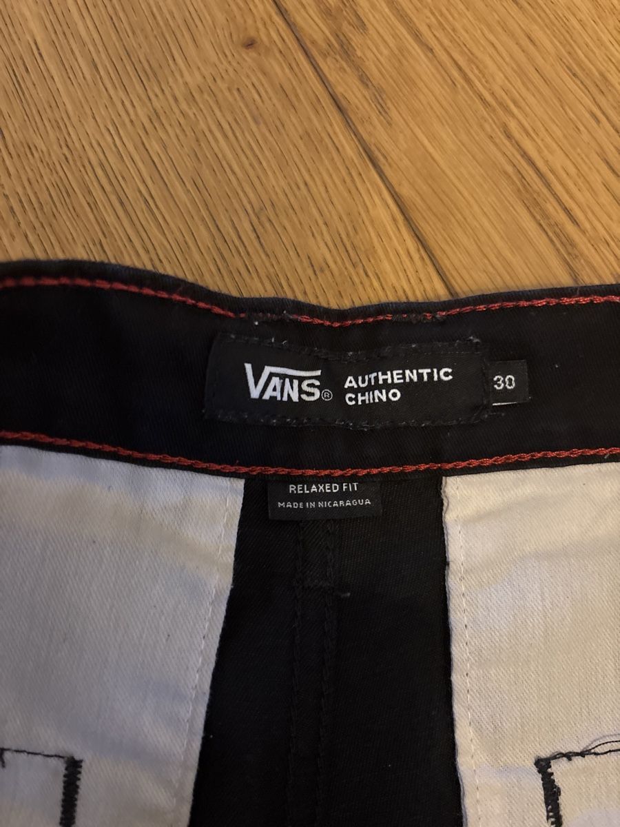 Vans Hosen: Short Vans noir, taille 30 – Neu (gemäss Beschreibung) aus St-Légier-Chiésaz von smet04 3