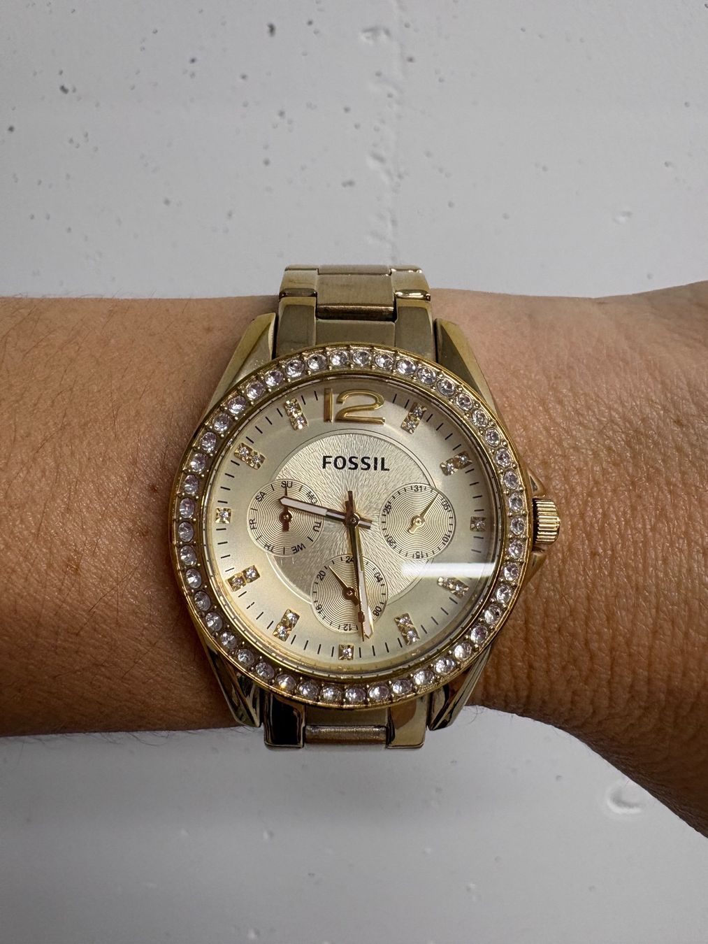 Fossil Uhren: Fossil Uhr Riley gold Strass – Neu (gemäss Beschreibung) aus Regensdorf von secondchancefashion
