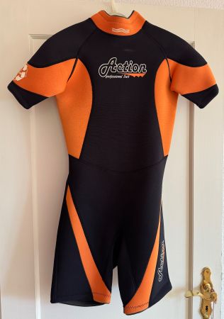 Neoprenanzug Action Grösse 38 schwarz/orange guter Zustand