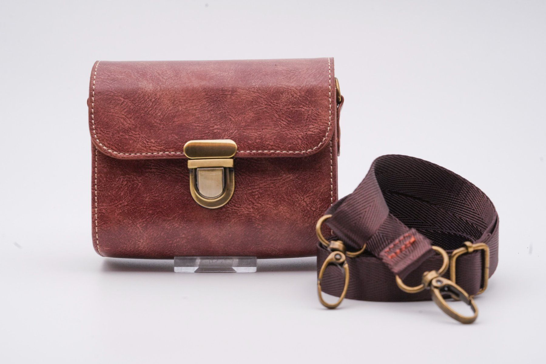 Kamera: Braune Ledertasche – Gebraucht aus Bern von Shutter-Palace