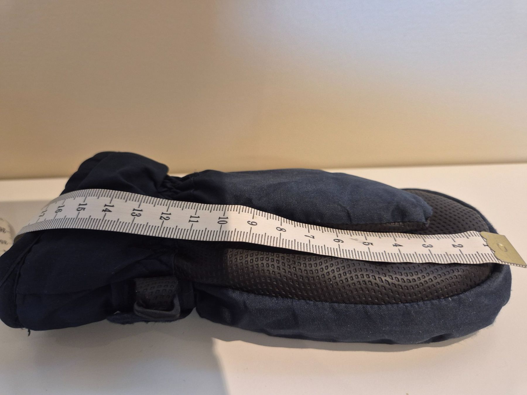Gants: Fausthandschuhe mit Eisbär,  dunkelblau,  Gr. 3.5 – D'occasion à Dietikon par grafad 3