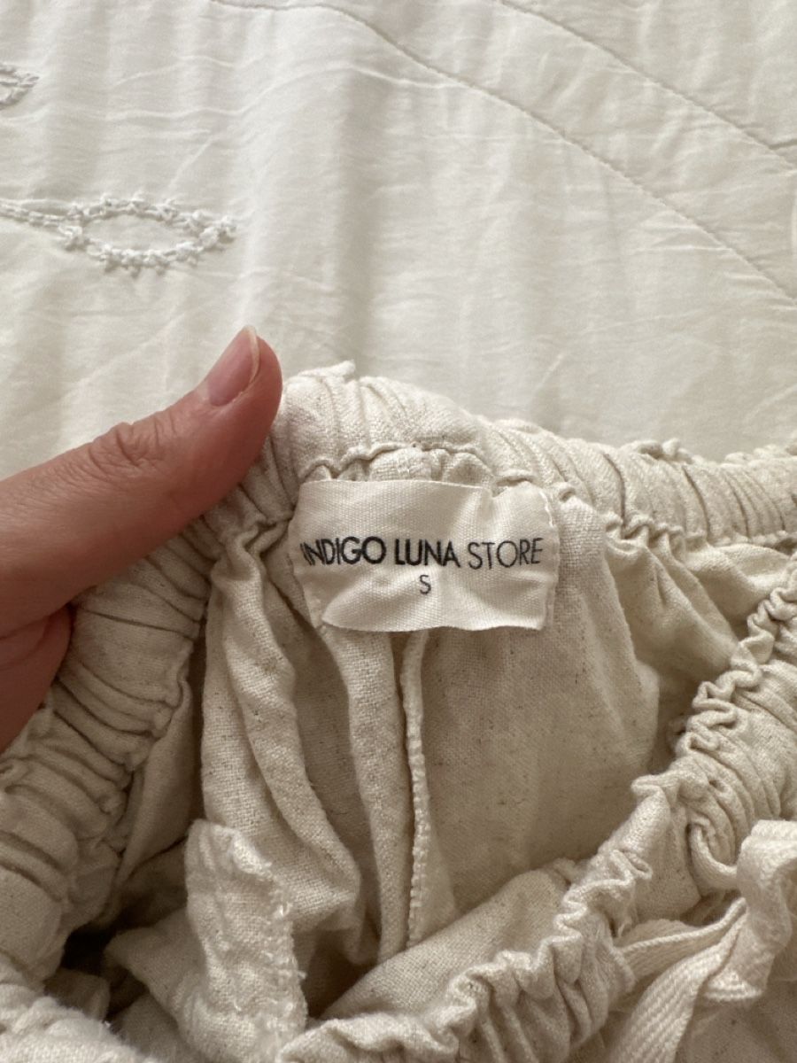 Pantaloni: Pantalon Indigo Luna  – Usato da Confignon venduto da mel_9m6w 2