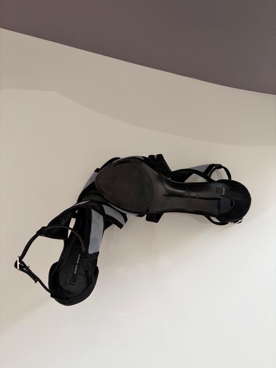 Zara Scarpe da donna: ZARA Sandalen Gr.40 – Nuovo (secondo la descrizione) da Zürich venduto da koc_6l5j 2