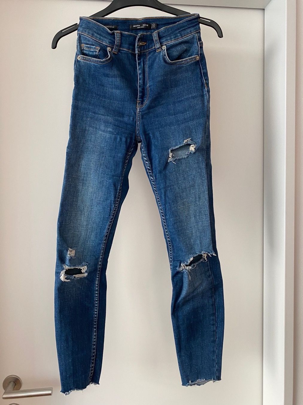 Bershka Jeans: Jeans Bershka – D'occasion à Glattpark par Kleider_shop