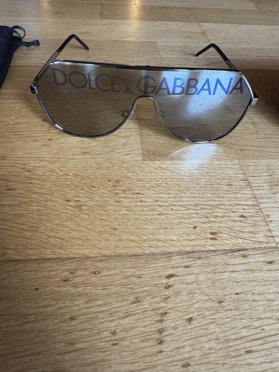 Dolce & Gabbana Occhiali & Lenti: Sonnenbrille Dolce & Gabbana – Nuovo (secondo la descrizione) da Meilen venduto da gio_xlz7