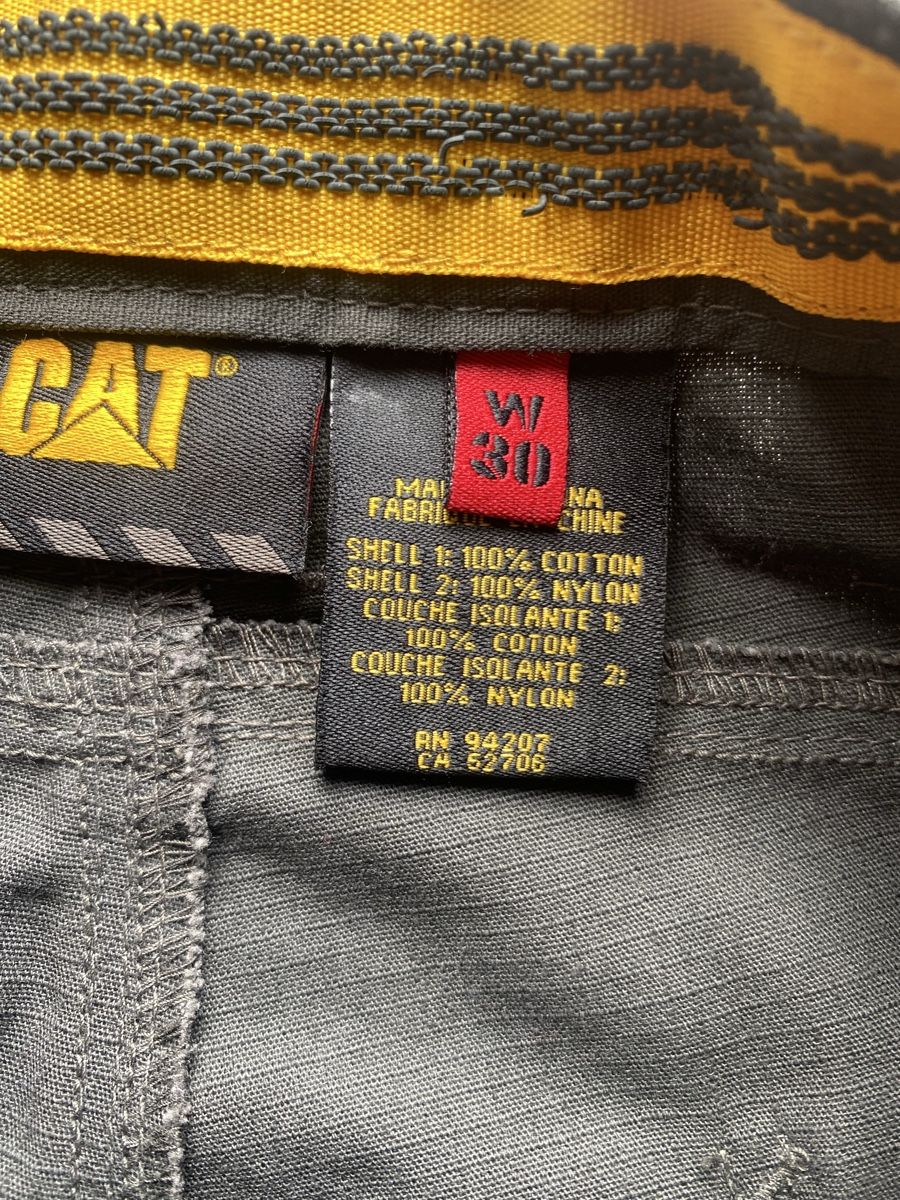 Caterpillar Pantaloni: CAT Arbeitsshorts, Stretch, Grösse 30, Neu mit Etikett – Nuovo e nell'imballaggio originale da Dättwil AG venduto da JulieJules6 3