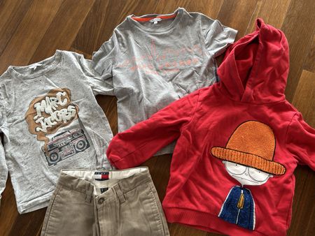 Marc Jacobs Pullover, Bluse und Hilfiger Hose Grösse 116