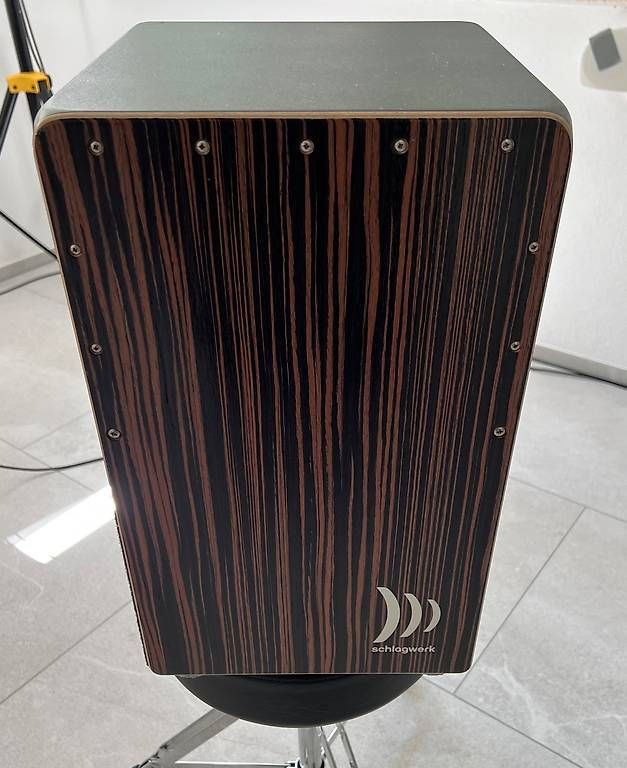 Musikinstrumente: Neuwertiges Schlagwerk Cajon – Neu (gemäss Beschreibung) aus Engelberg von Kale5