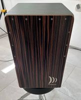 Neuwertiges Schlagwerk Cajon