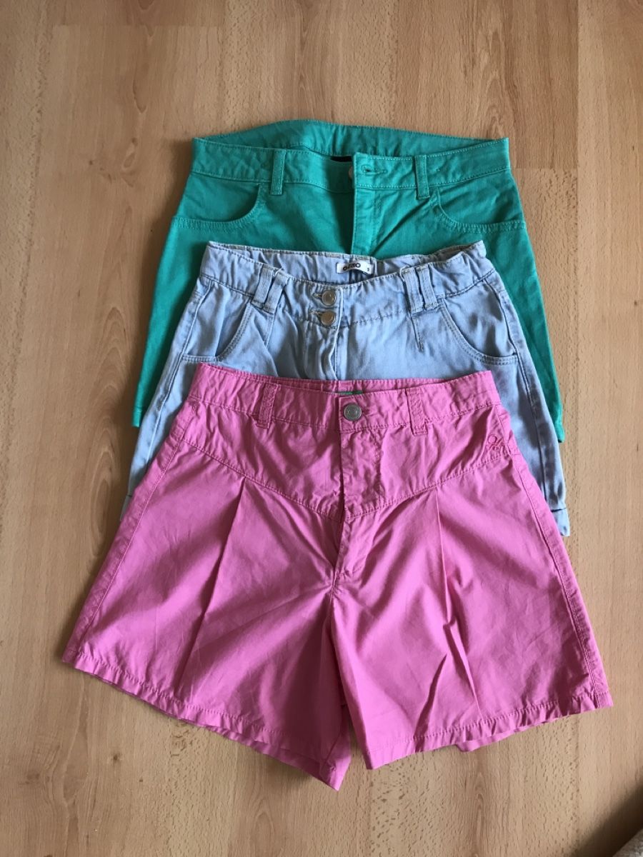 Hosen: Shorts 100% coton 8-9, 13 ans/ 140-158 cm – Gebraucht aus Tafers von ValKara