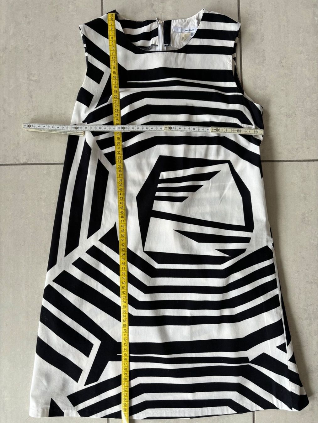 Zara Robes: Hübsches Sommerkleid / Versand Fr. 2.- – D'occasion à Dübendorf par mon_p98h 3