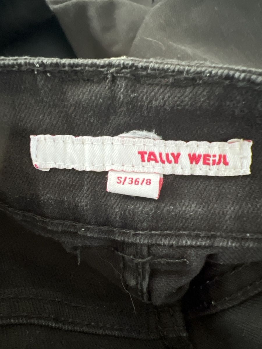 Tally Weijl Jeans: Jeans – Usato da Oberuzwil venduto da DanaB01 4