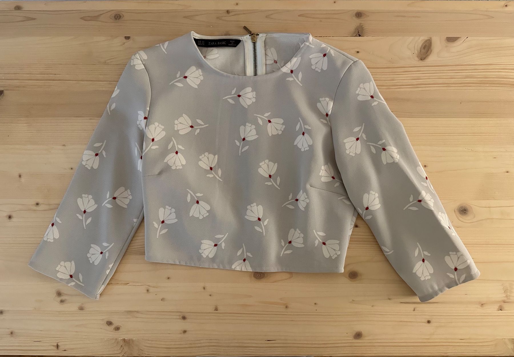 Tops: Zara Cropped Top – Gebraucht aus Basel von kik_ki_05