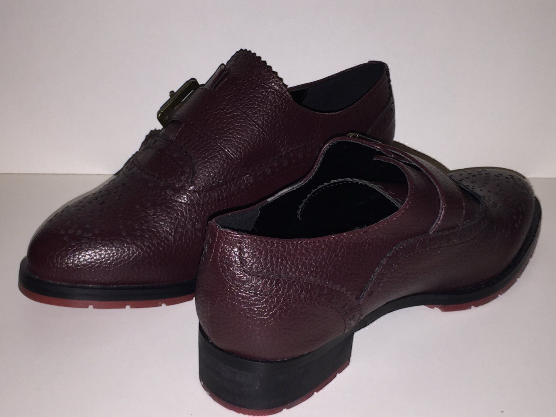 Scarpe da donna: MIRIADE Chaussures / Schuhe Pointure / Nummer 37 – Usato da Cossonay-ville venduto da Super-Price-Quality 1