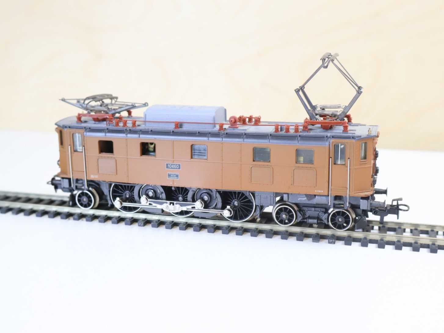 Märklin Modelleisenbahnen: Märklin SBB E-Lok Ae 3/6 - 3151 - H0 – Gebraucht aus Winterthur von Monstera