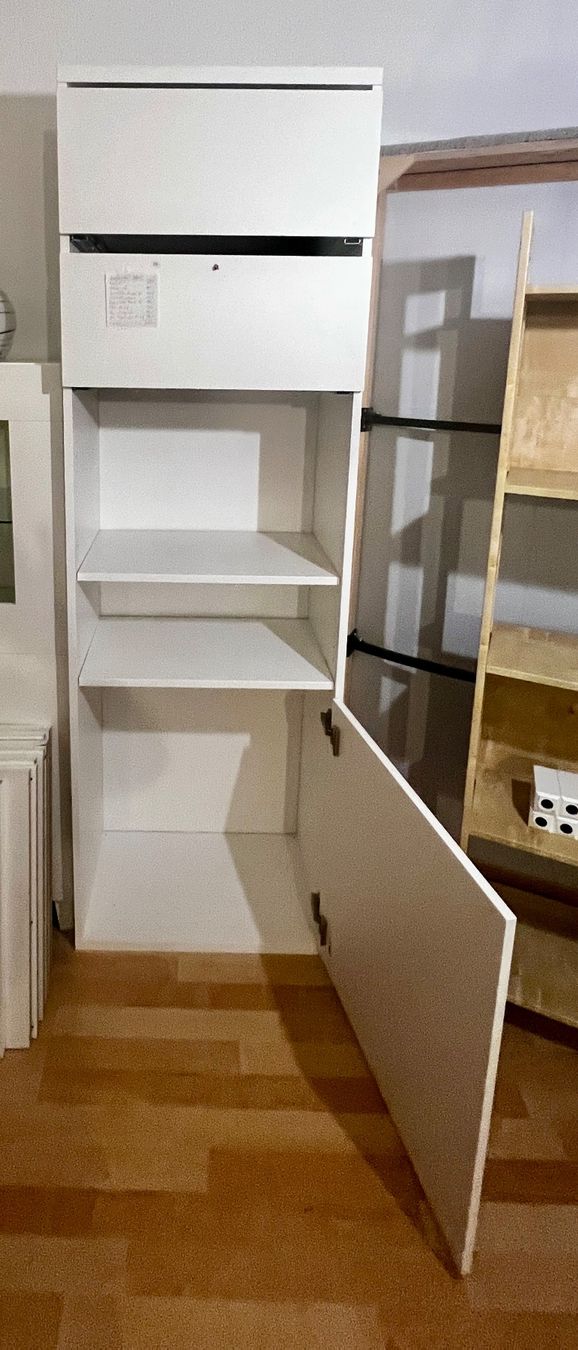 Ikea Vetrine: Bücherregal von Ikea ab 1.- – Usato da Goldach venduto da aylight 1