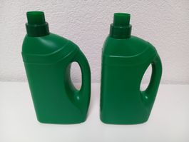 Leere Flaschen 2 Stück grün leer mit Skalierung bis 950ml