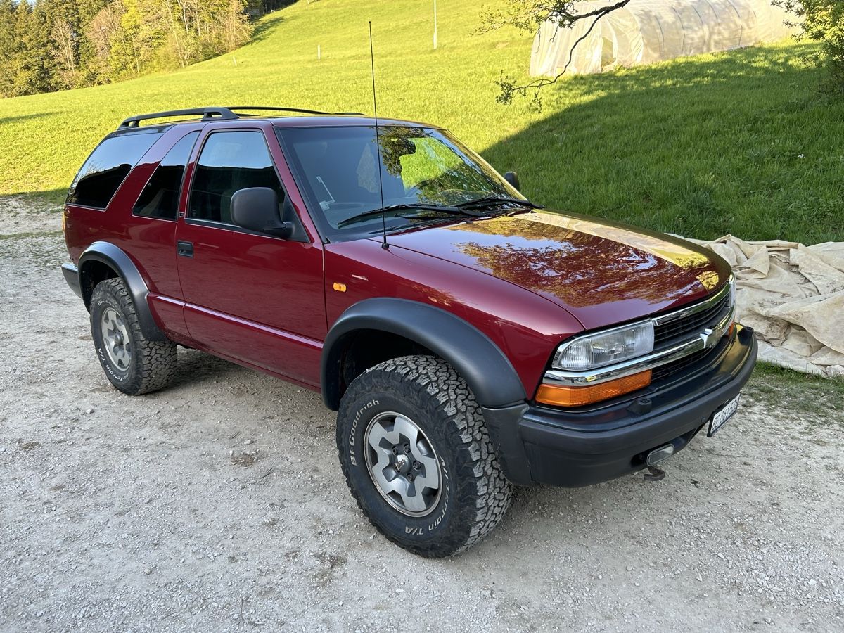 Chevrolet Automobili: Chevrolet Blazer – Usato da Tschugg venduto da gianiw
