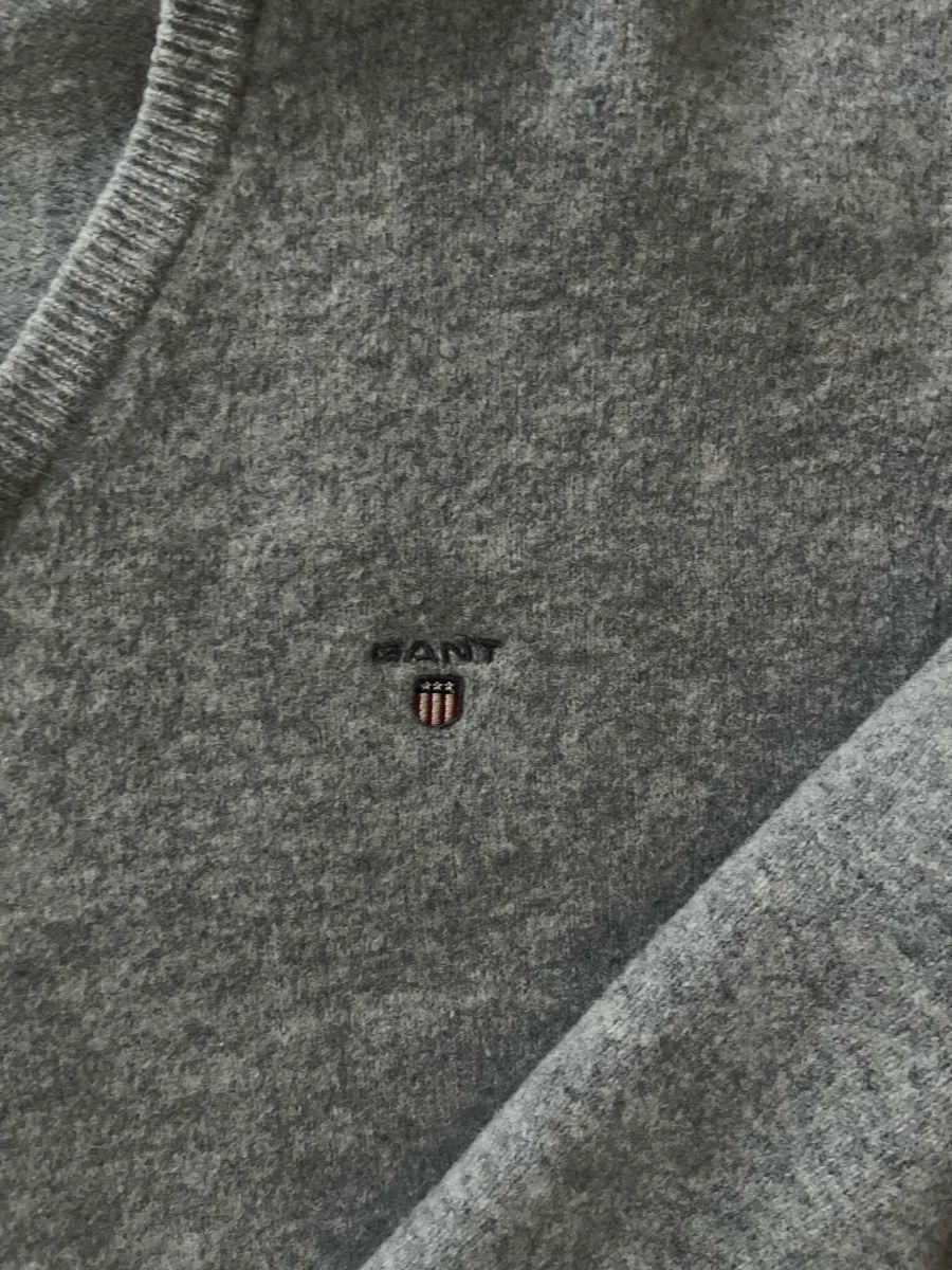Gant Maglioni & Felpe: Gant Grey Wool Jumper/V Neck – Usato da Basel venduto da Iggy-5762 2