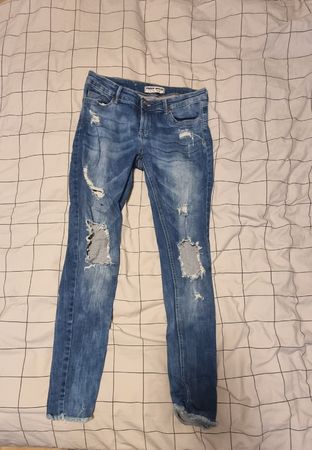 Jeans im Distressed Style