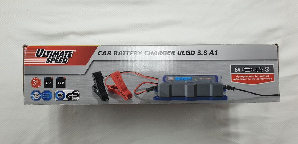 Kfz Batterieladegerät Ultimate Speed 6V oder 12V ULGD 3.8 A1