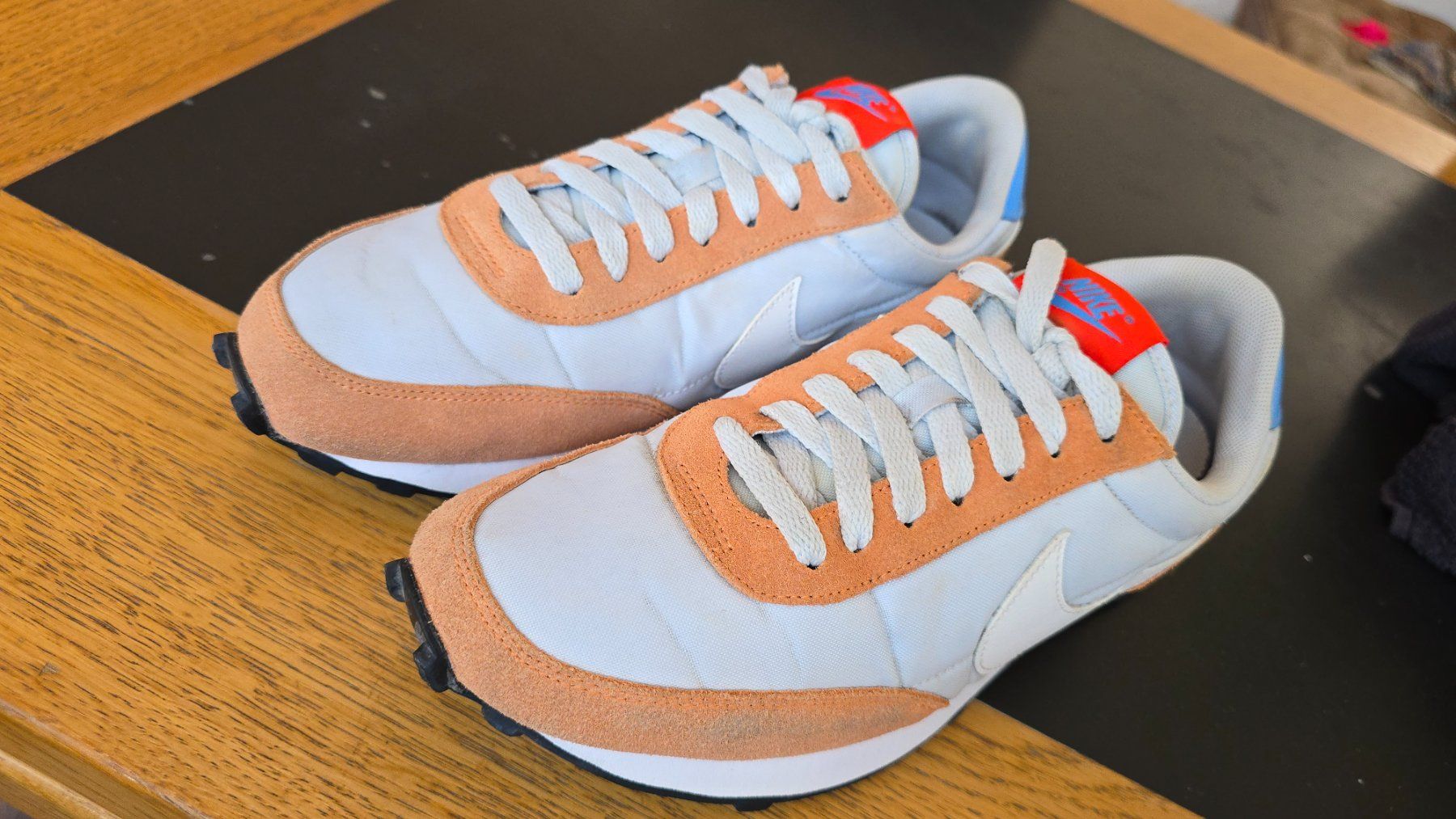 Nike Scarpe da donna: Nike  schuhe gr 39 – Usato da Wallisellen venduto da theblacksheep 2