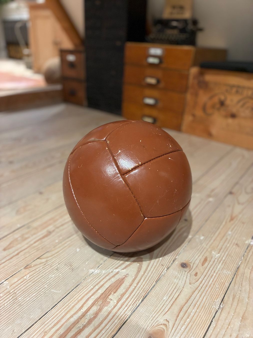 Bälle: Alter Lederball – Gebraucht aus Steffisburg von Reitschel5