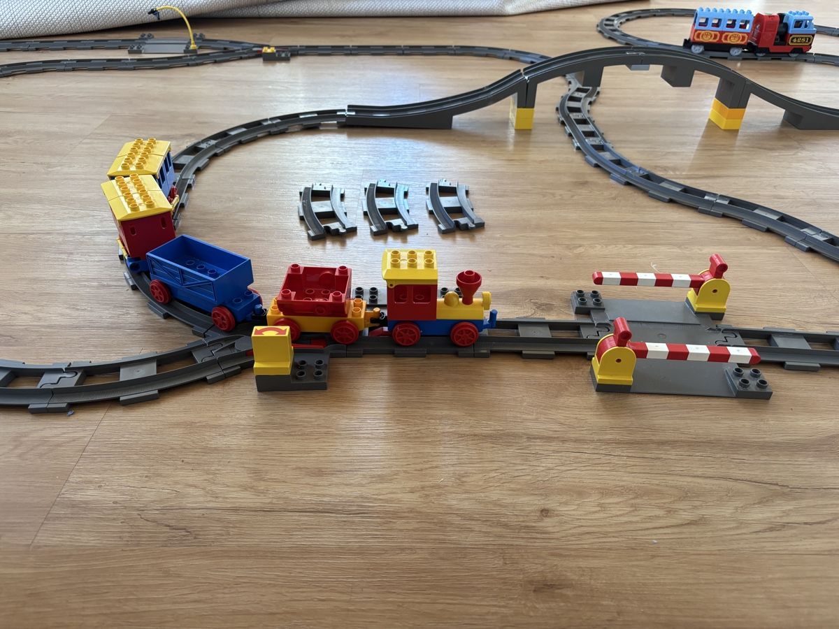 Lego Spielzeuge: Riesiges Lego Duplo Einsenbahn Set – Gebraucht aus Lohn SH von mic_fzn9 2