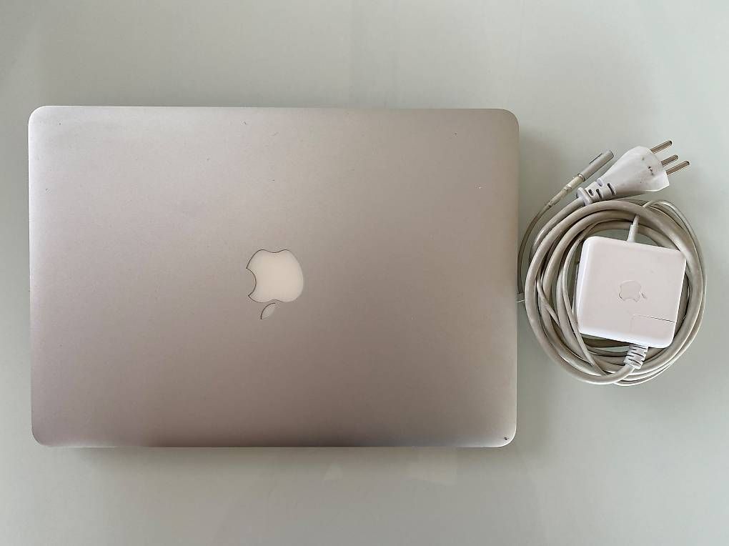 Apple Notebook: Apple Mac Book Air – Usato da Lufingen venduto da slowflyer1 1